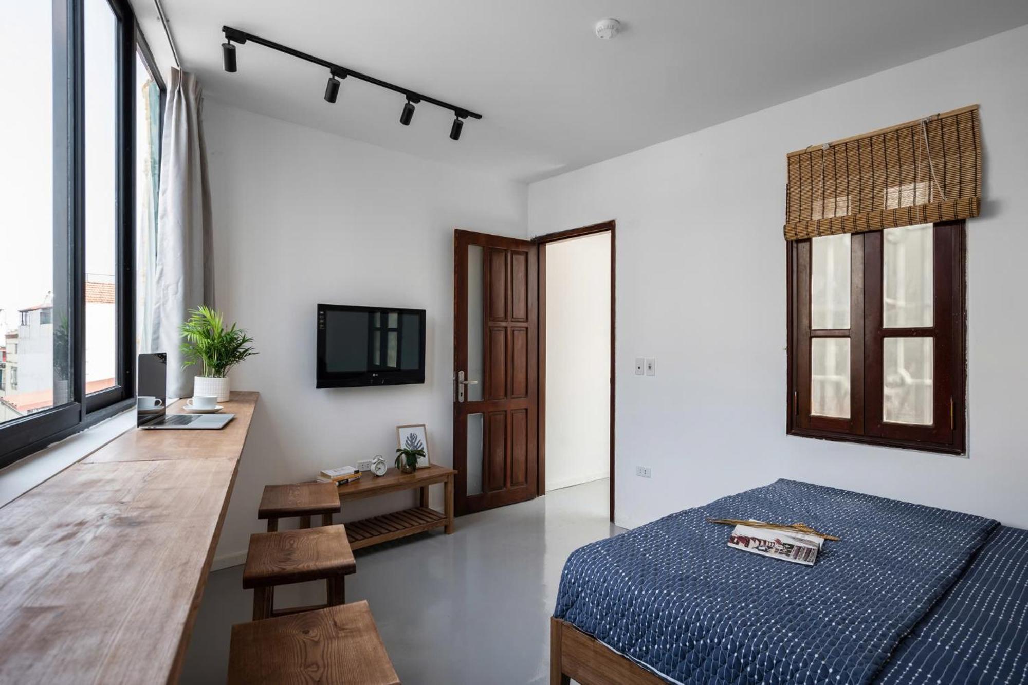 Elysian Highrise Haven- Near Bui Vien Street- Free Laundry Pool & Gym Căn hộ TP. Hồ Chí Minh